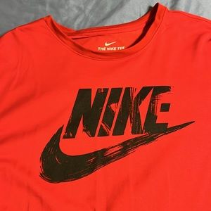 Nwot Men's Nike Tee Gym Red Swoosh T-Shirt Dri-Fit Athletic Cut Activewear